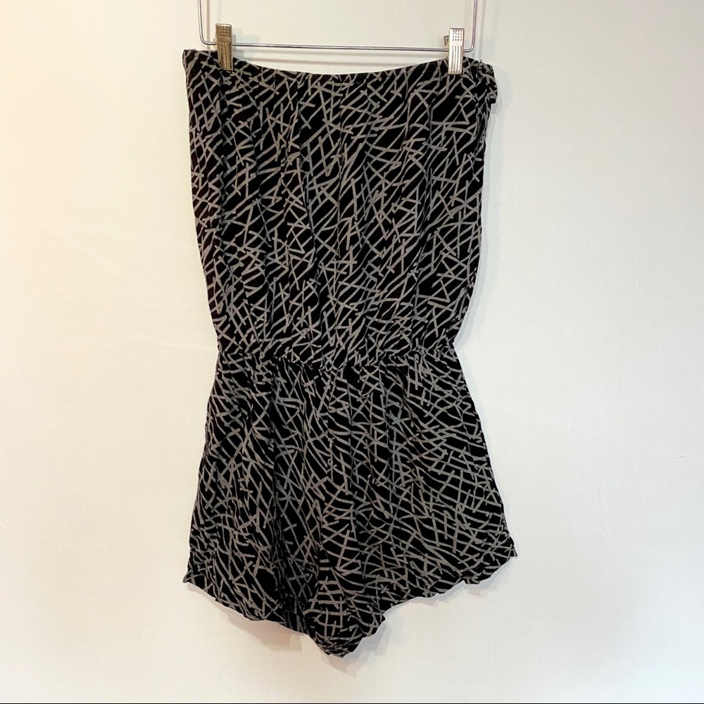 Strapless romper - Picture 2 of 3